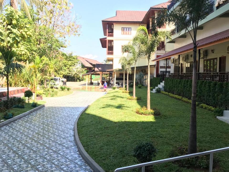 Hotel Vilayvong Vang Vieng Exteriér fotografie